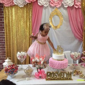 Meet your Posher, Evelyn